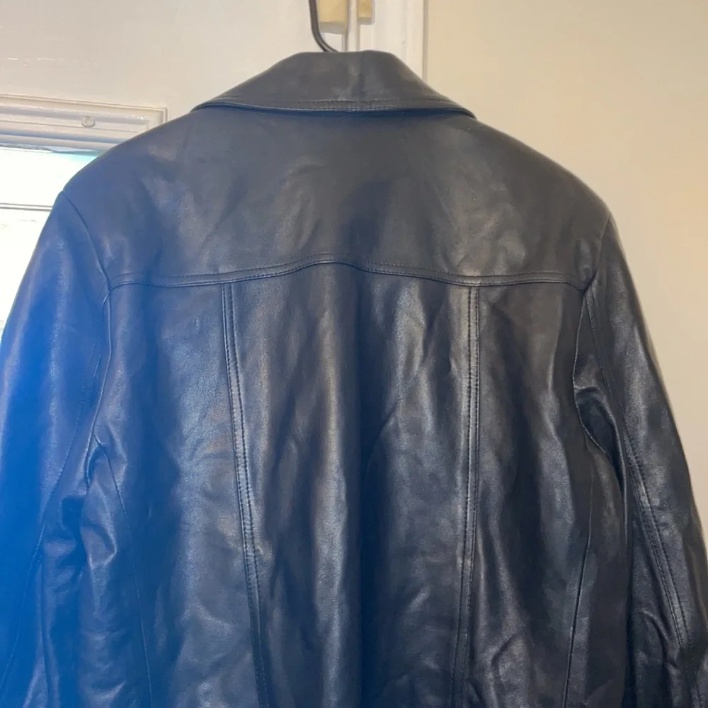 Leather jacket - Picture 4 of 5